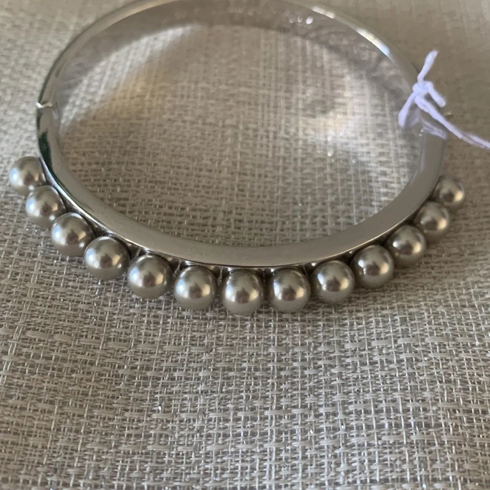 Kate Spade Pearly Delight Bangle Bracelet Silver Grey/Multi New Gift - Picture 7 of 7